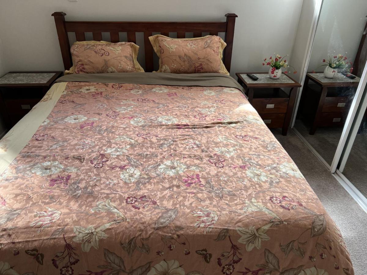Guest Suite - Cosy Place In The Wattle Downs Auckland Exterior photo